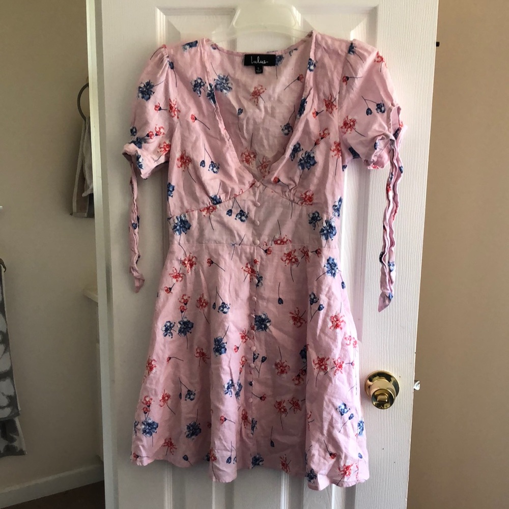 Lulu’s pink floral mini dress, size small